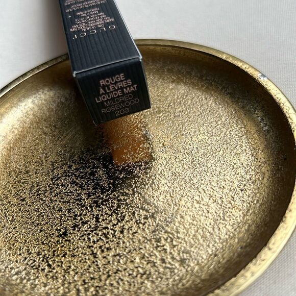 Gucci Rouge Liquid Matte Lip Color Transfer Proof 203 Mildred Rosewood - Picture 7 of 12